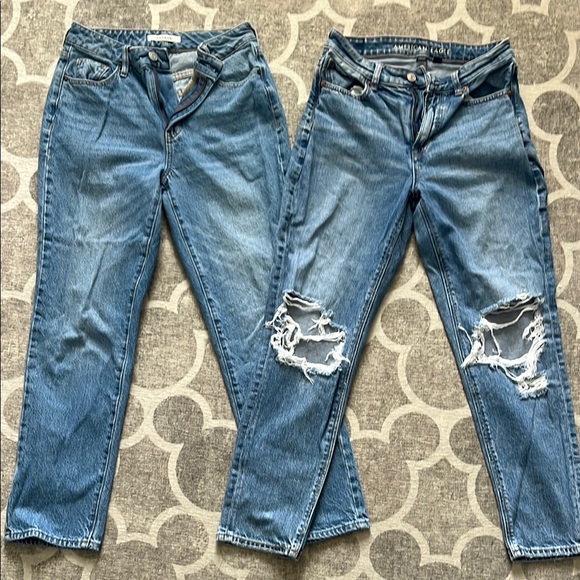 Women's Blue Jeans Pacsun on the left size 25. American eagle strigid size 2 - Picture 1 of 1